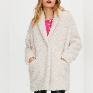 Aritzia Wilfred Free Cream Teddy Jacket Oracle Cocoon Sherpa